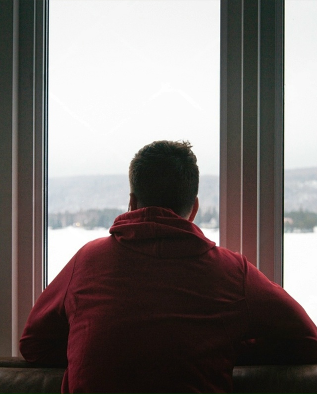 POV: Парни, как только первая снежинка коснулась земли (э...