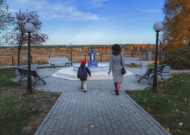 Вечернее осеннее ???
Huawei P60 Pro (lightroom)