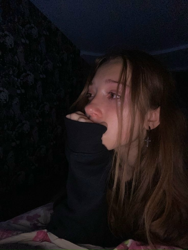 Парень спалился, что общается с другой девушкой прямо ?...