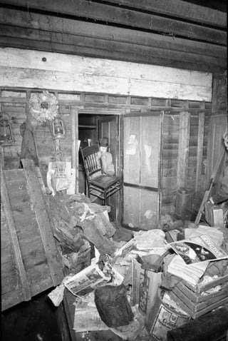 Когда в 1957 году полиция вошла в фермерский дом Эда Гейн...