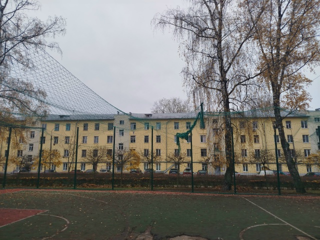 Анонимно
Долго ещё нам самим площадку детскую делать ?...