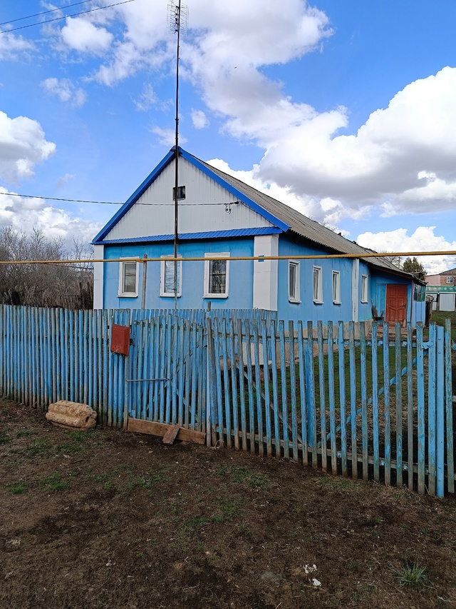 Продаётся дом с. Зелёная роща . цена 450 т.все вопросы по ?...