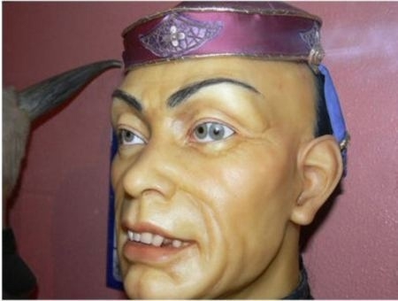 Китаец Лью Чунг (Liu Ch'ung), занимавший должность китайско?...