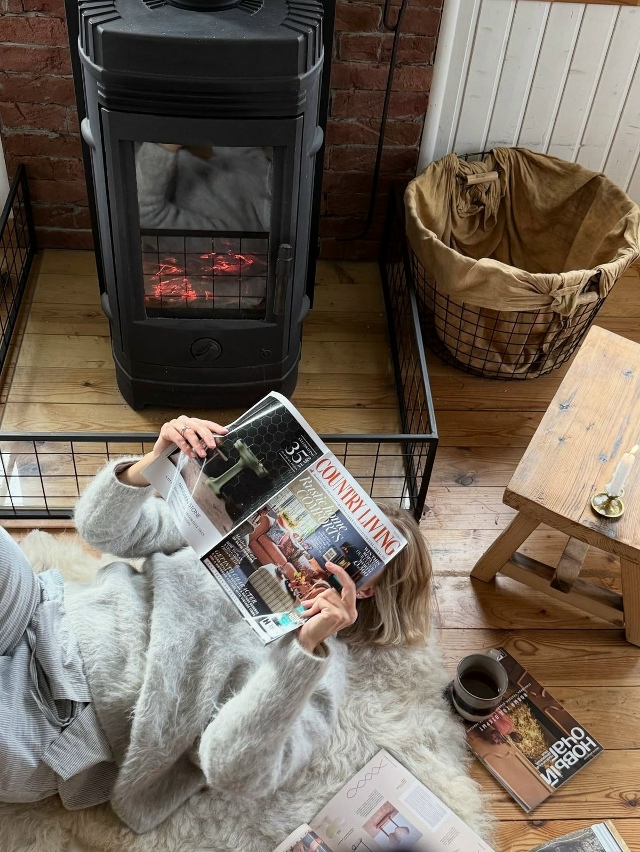 Пусть мороз и холод снаружи, внутри нас всегда может бы...