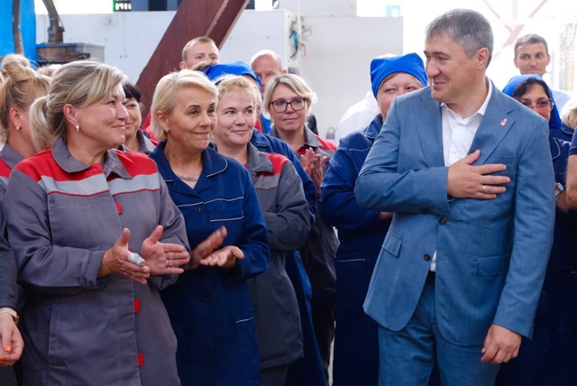 🏭Губернатор Дмитрий Махонин посетил Завод имени Дзер...