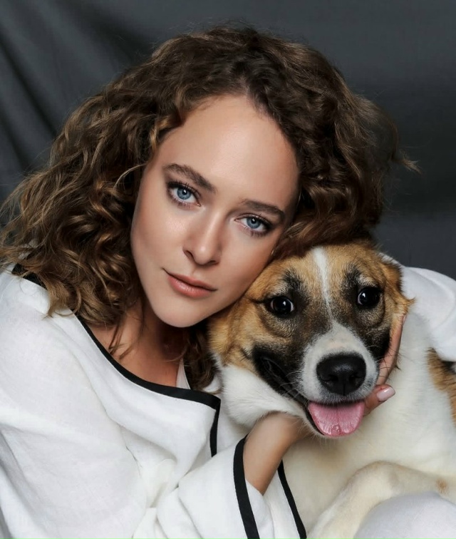 Аглае Тарасовой продлили ограничительные меры в связи...