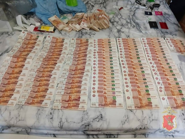 Оформил займов на 19,5 млн и получил условный срок
В Че?...