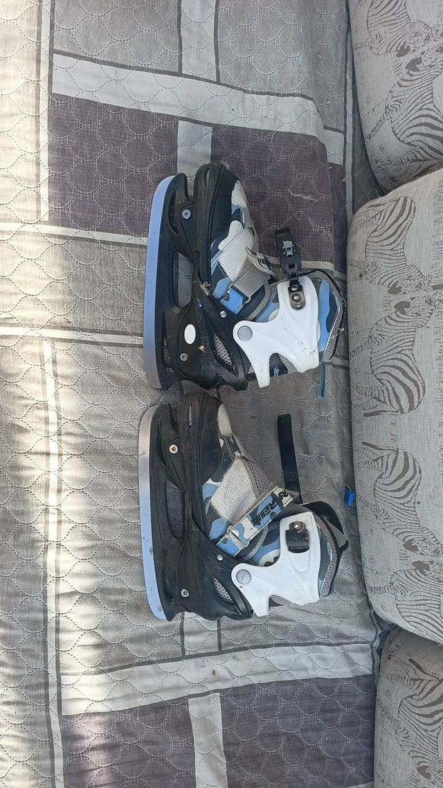 Продам 39-44Р цена 2000₽ обращаться по телефону 89501824907