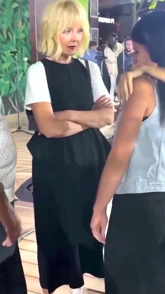 🔥 Новые фотографии 39-летней Юлии Волковой, экс-солист?...