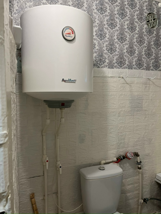 Продается 2х комнатная кВ в п Прибельский.
2 этаж Калини...