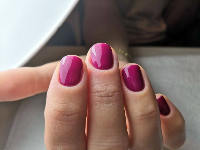 # АКЦИЯ !!!
СТУДИЯ МАНИКЮРА И ПЕДИКЮРА, БРОВИ 4 И 6 РУК BUIT...