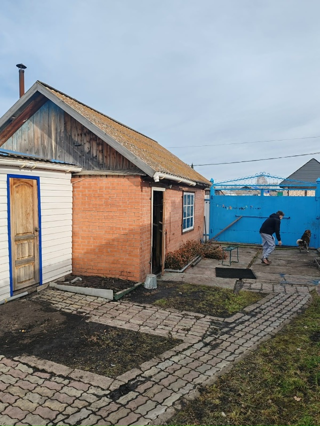 Продам трёх комнатную квартиру в двух квартирном кирп?...