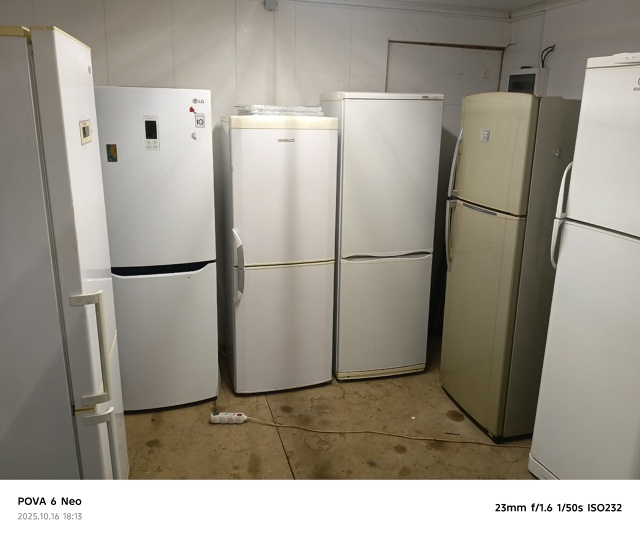 Продажа холодильников.и морозильная камери б/у в испра...