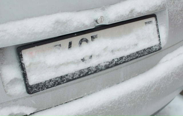 🚘 За скрытые номера машины бумажкой или снегом россия...