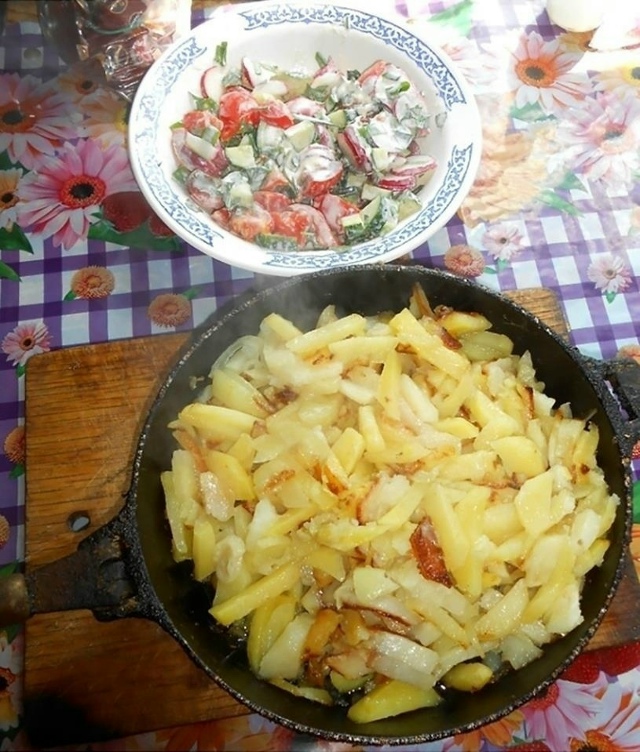 Пища Богов! Деревня, лето, ты прибегаешь с улицы, а на ст...