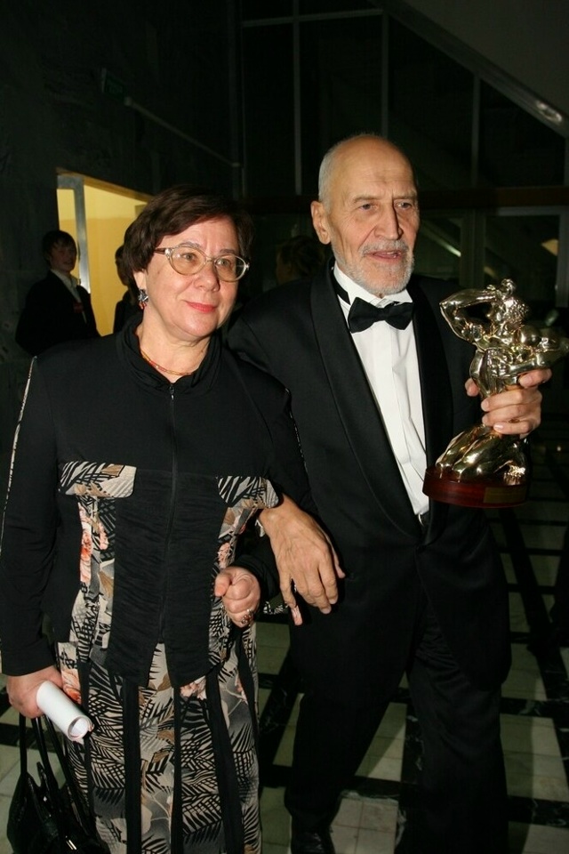 88-летний Николай Дроздов вышел в стадию ремиссии в бор?...