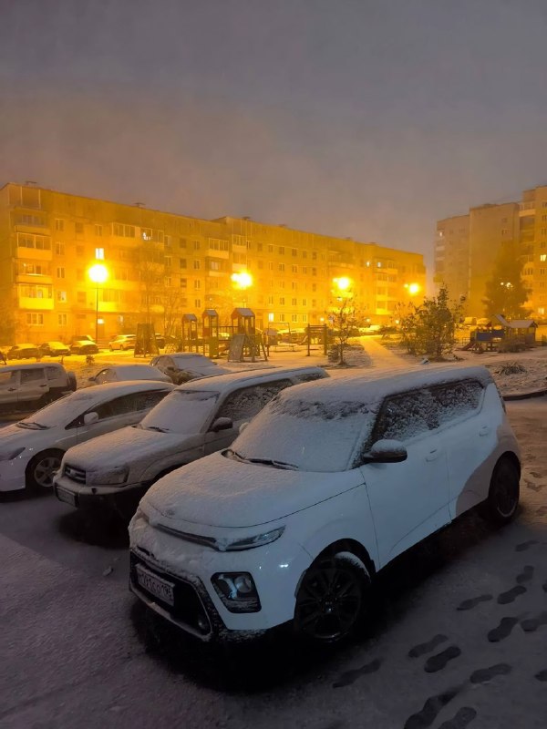 ❗️Зима уже пришла Россию — снегом накрыло огромную территорию от Кавказа до Дальнего Востока, а в Св