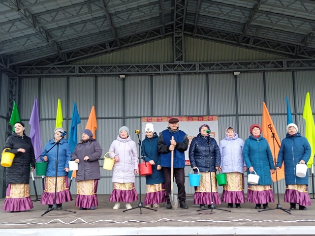 В честь тех, кто за рулём!
Сегодня на площади у Центра?...