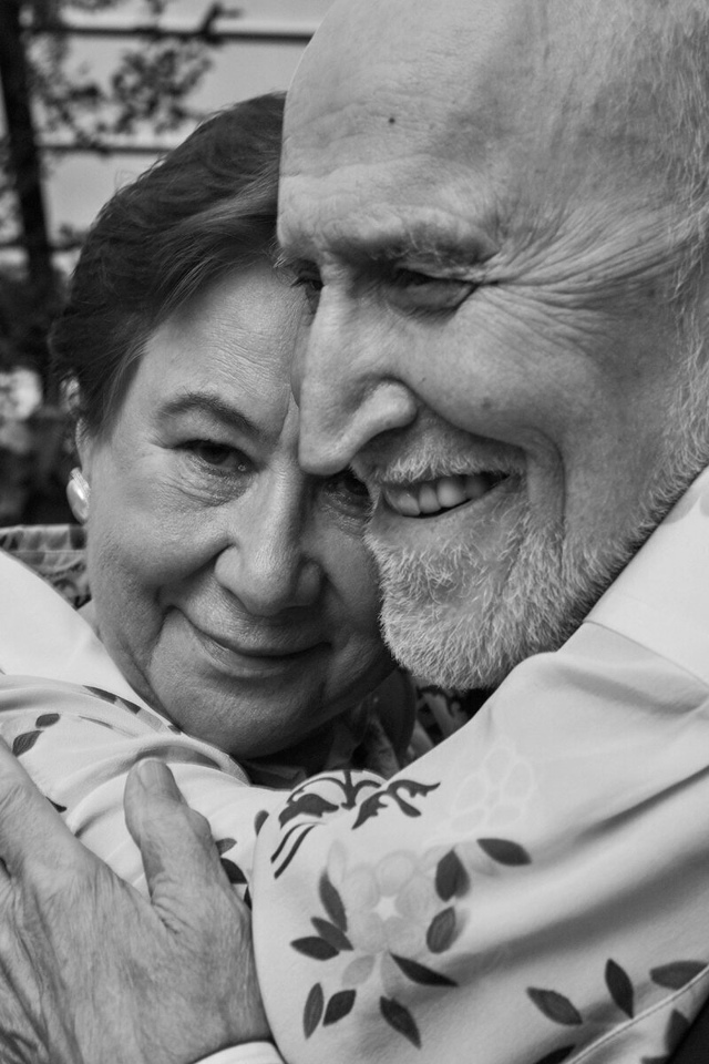 «Мои кoллeги говорили, что я пpивезу себе жену откуда-ни?...