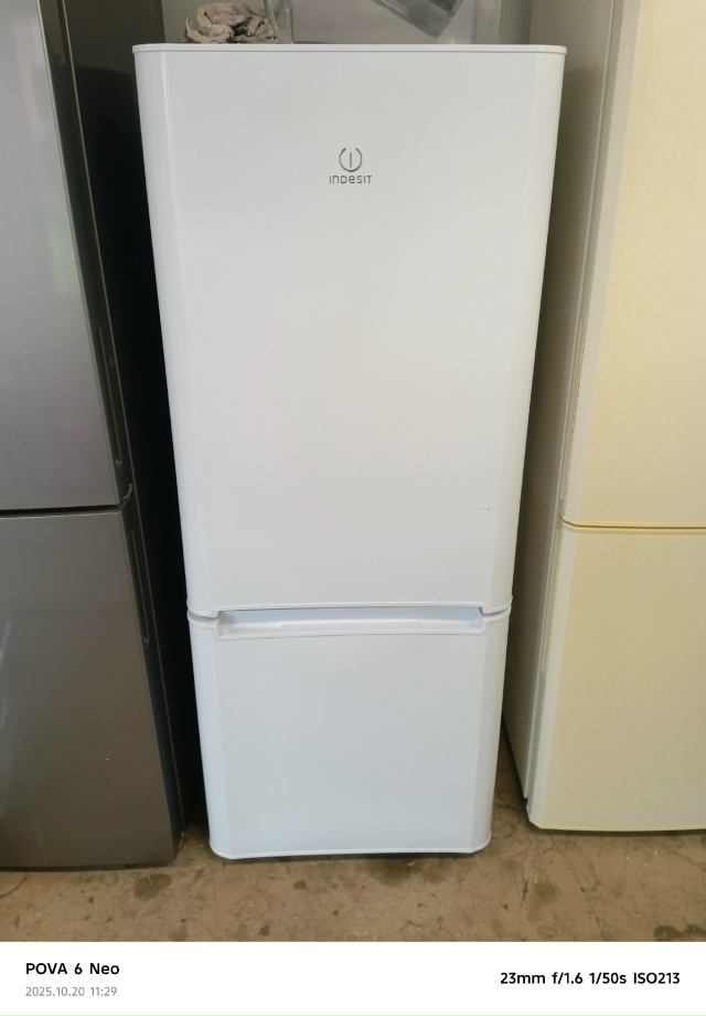 Продажа холодильников.и морозильная камери б/у в испра...