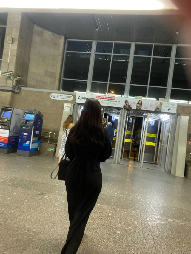 Анон
Примерно в 22:50
На проспекте просвещение
Очень при...
