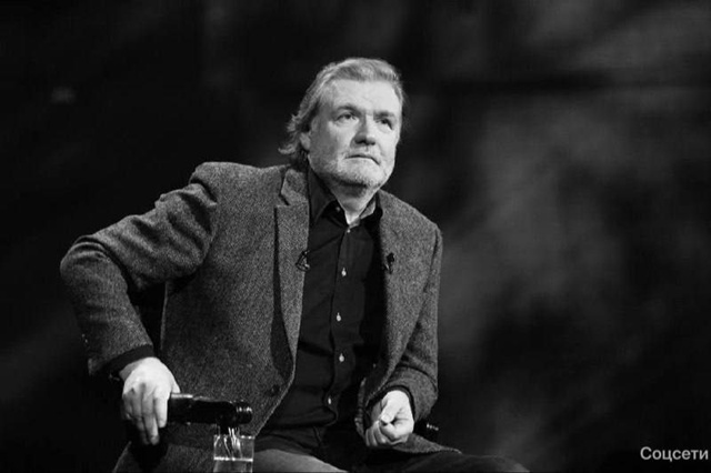 Умер актер Владимир Симонов 🕯
Народный артист РФ ско...