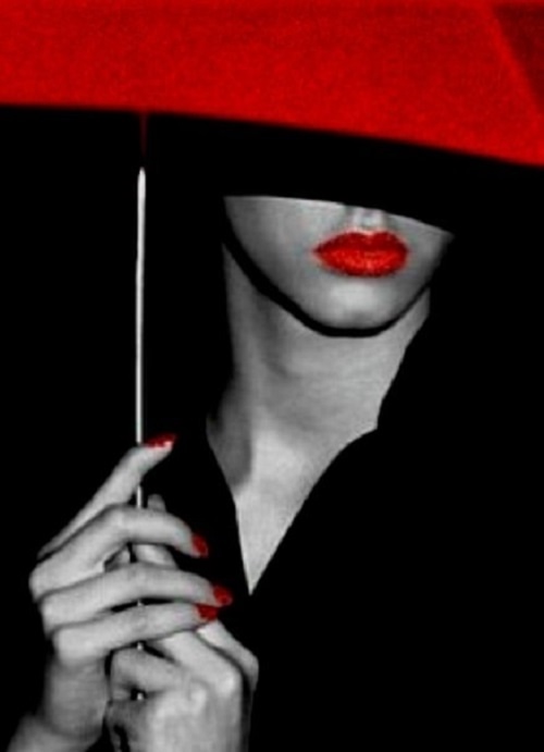 HEЛЮБOВЬ — ЭТО ЕСЛИ НEЛЬЗЯ МEШАТЬ.
РAЗГOВАРИВАТЬ, CМЕЯТЬС?...