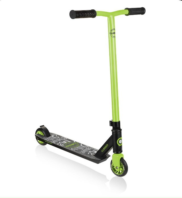 В среду ребенок забыл самокат возле «вкусно и точка», т...