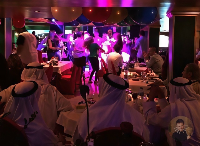 Российских школьниц выводят в эскорт под прикрытием «?...