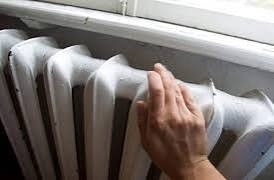 Пугкина 23. Батареи еле живые! Вы совсем не хотите работ?...