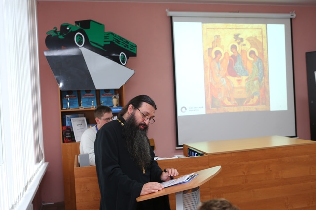 Партийцы приняли участие в круглом столе в Тучковском ...