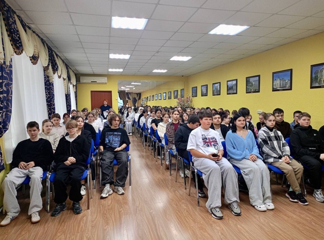 📚🛩️Студенты Вольского филиала Базарнокарабулакско...