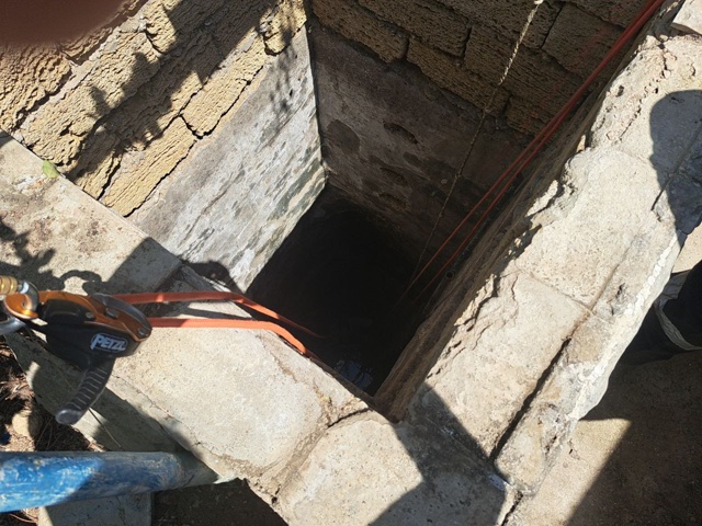 ?Спасатели 