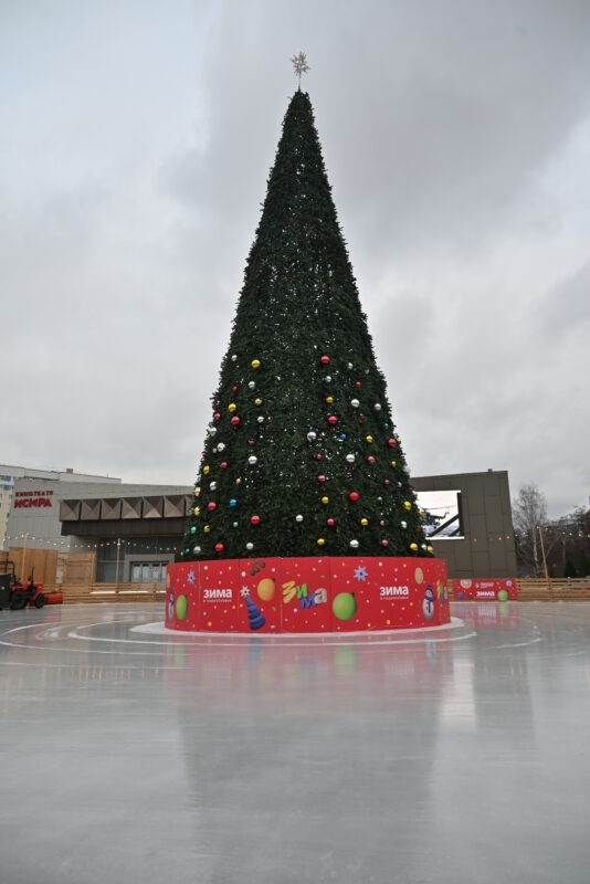 ⛸БОЛЬШЕ ЛЬДА – БОЛЬШЕ РАДОСТИ
Жители Видного и всего ...