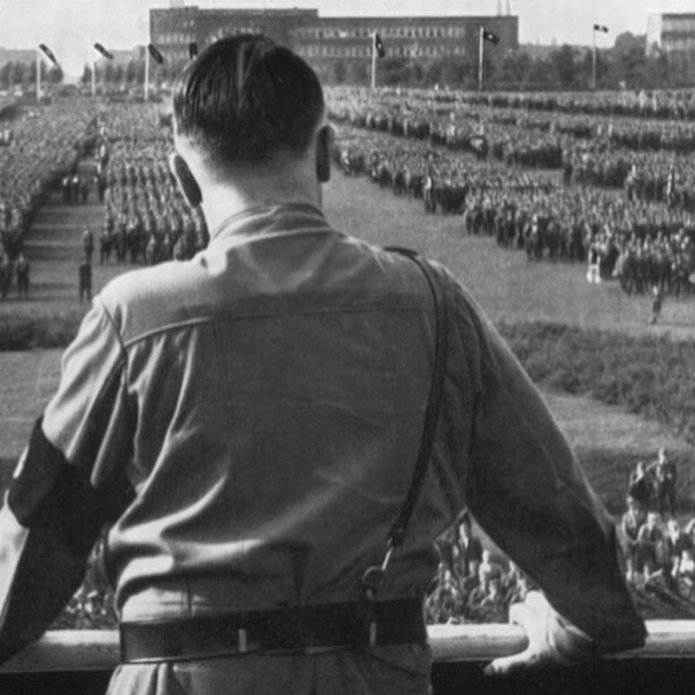 У Гитлера был микропенис, выяснили учёные, изучив его Д...