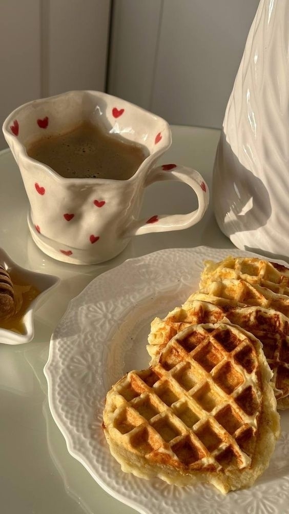 Солнца много не бывает☀