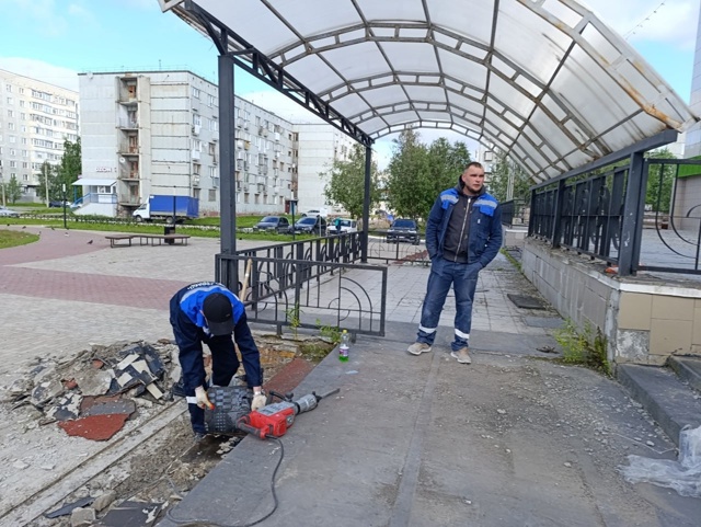 Прочитал, что делают Томлун и обещают скоро кино. Након...