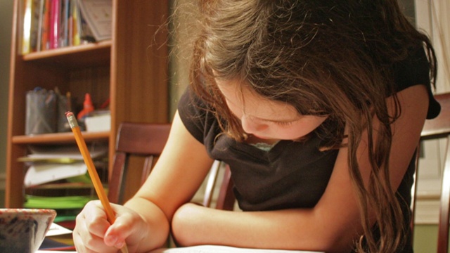 📚❌ В Госдуме всерьез задумались над отменой домашних...
