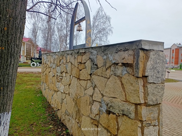 02.11.2025г. закончили текущий ремонт памятника 