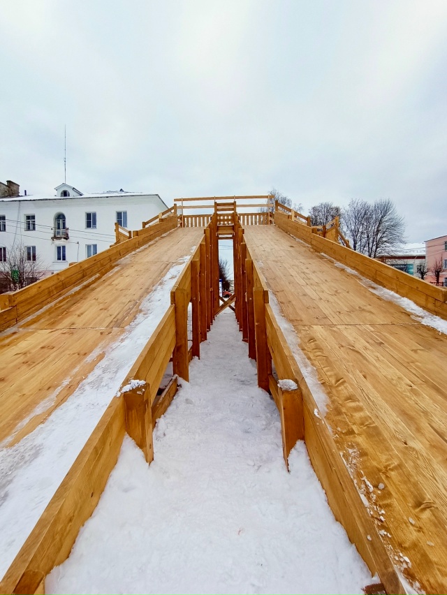 Любопытно, а в этом году в районах города будут поставл...