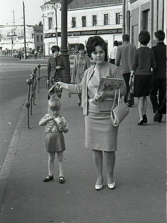 Самый страшный момент, когда ты замечаешь, как постаре?...