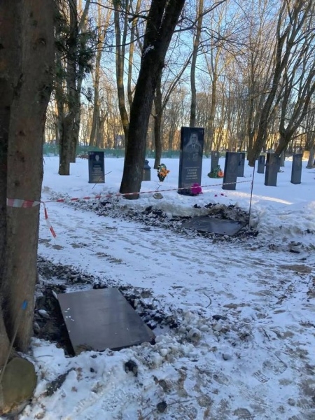 🗣 Хинштейн поделился подробностями о факте вандализм...