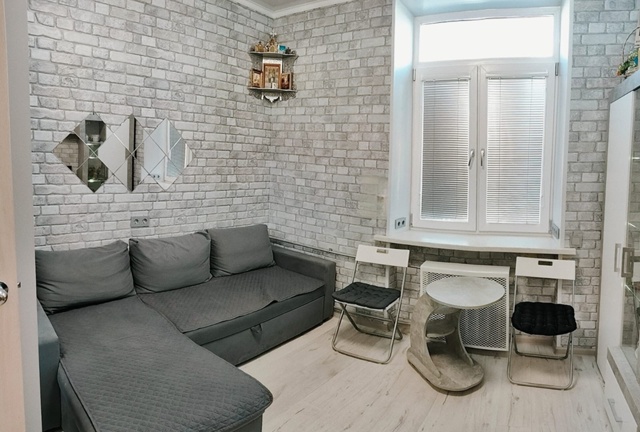 Сдаётся изолированная большая комната 21 м. в 3-х комнат?...