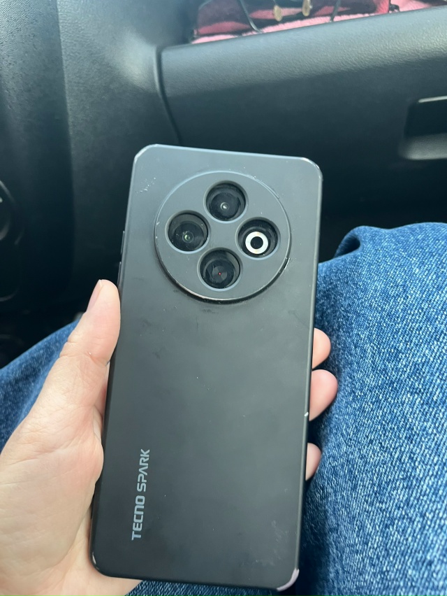 Найден телефон в парке !
[id171920095|Нина Лёксина]