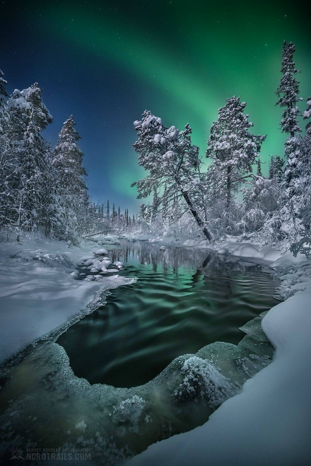 Северное сияние над заполярными речками — заворажива?...
