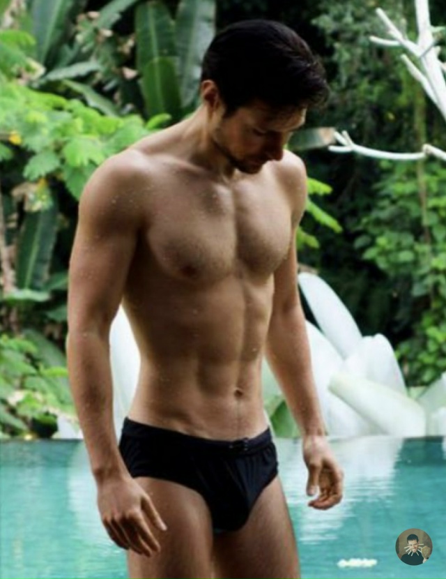 Павел Дуров отметил день рождения по-дуровски — без ед...