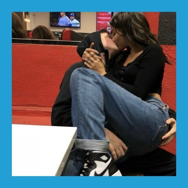 Πocт oт пoдпиcчицы:
А дaвaйтe пoгoвopим o poмaнтикe. Βы кoгдa-ниб...