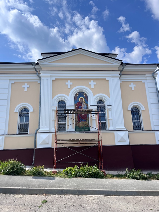 Завершены работы по установке мозаичных икон в Благов?...