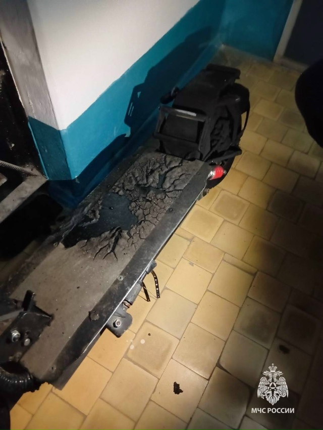 ? В квартире на Садовом загорелся электросамокат
А т?...