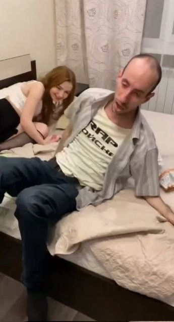 Студентки после учёбы жаждили уже любого и решила прид...